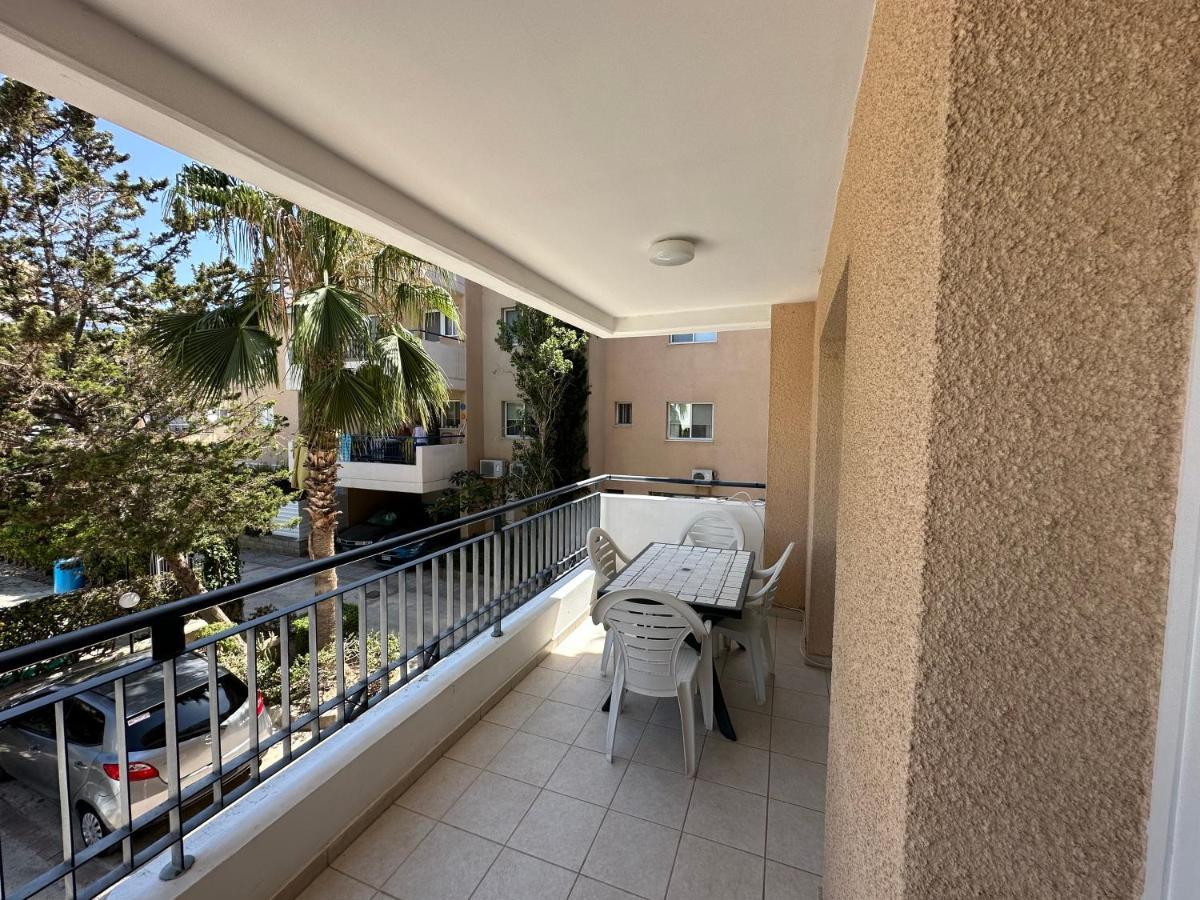 Kato Paphos Apartment Eksteriør bilde