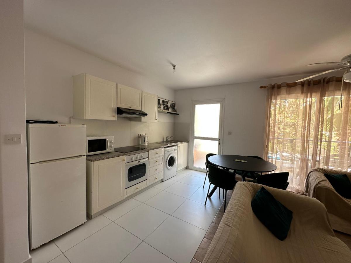 Kato Paphos Apartment Eksteriør bilde
